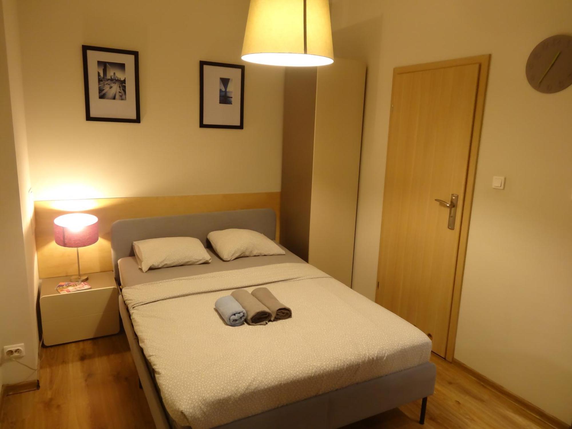 Mimosa Rooms Poznan Bagian luar foto